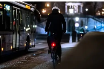 Cycliste de nuit